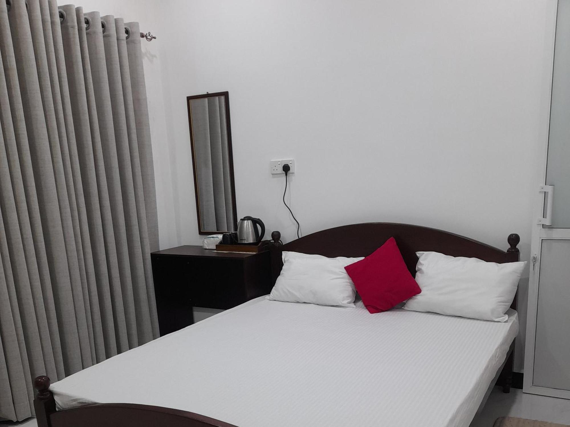 Ella Thenulya Otel Dış mekan fotoğraf